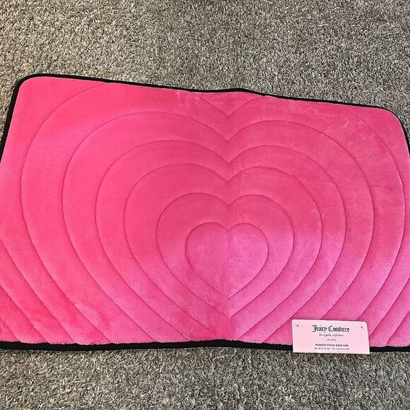 Juicy Couture Home Heart Embossed Memory Foam Bath Rug - Picture 7 of 8